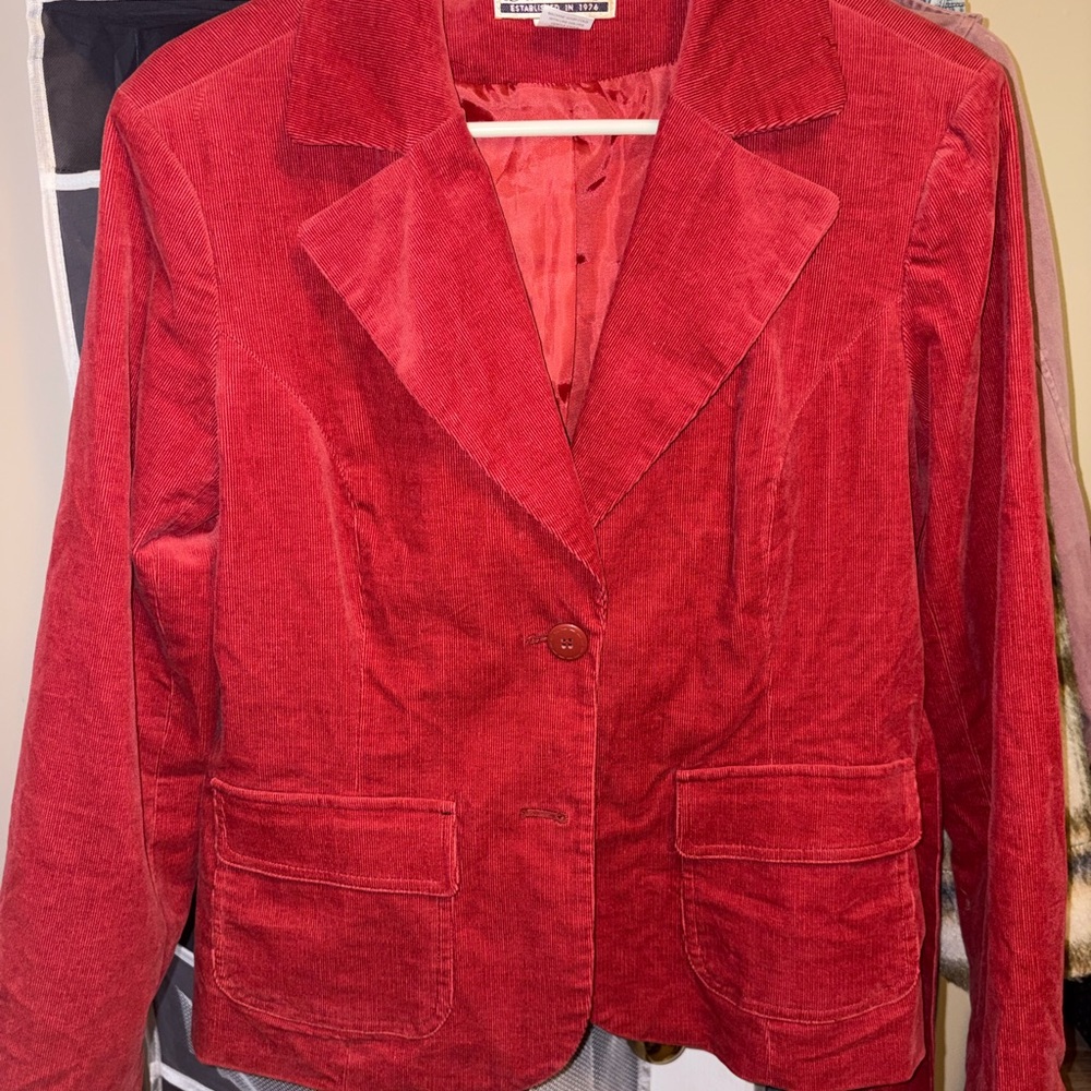 Elegant Red Corduroy Blazer - Picture 3 of 12